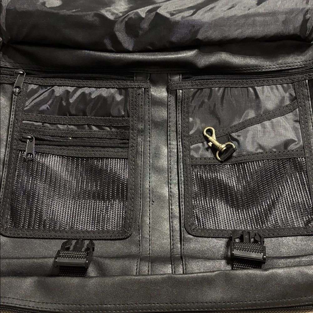Accent International Messenger Bag